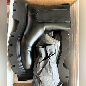 Zara Black Chunky Sole Leather Boots